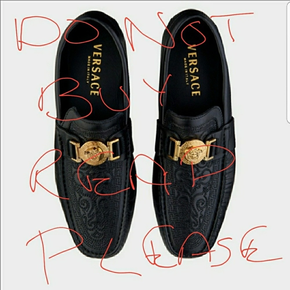Versace NOT for sale pls read DO NOT BUY FROM THEM